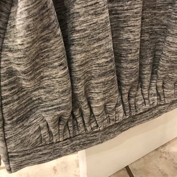 Lululemon jacket - Picture 4 of 5